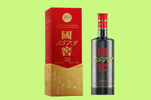 保定定兴县回收国窖1573.jpg